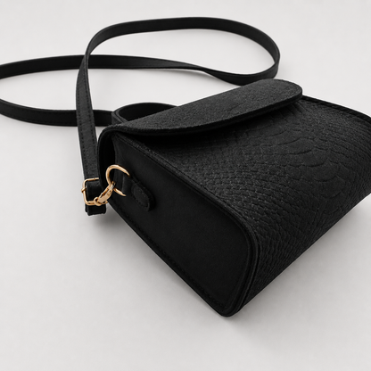 Torebka damska Retro – elegancka listonoszka na ramię i przez ramię z regulowanym paskiem