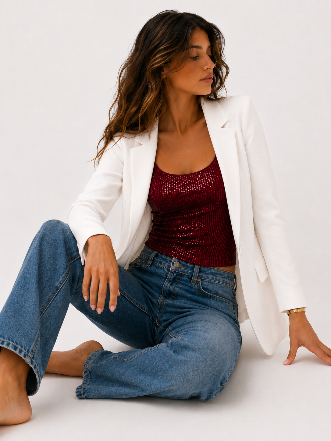 Damski top z cekinami na ramiączkach – krótki crop top z odkrytymi plecami