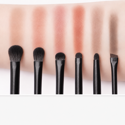 Zestaw 6 Precyzyjnych Pędzli do Makijażu Oczu – Cienie, Eyeliner, Blendowanie i Detale