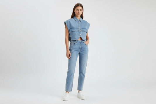 Bezrękawnik Jeansowy Damski Oversize z Dużymi Kieszeniami - Casualowa Kamizelka Denim