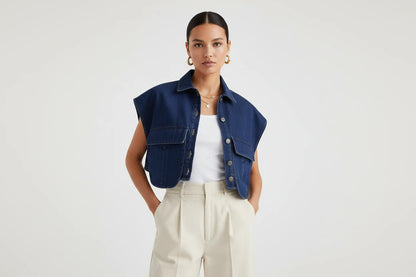 Bezrękawnik Jeansowy Damski Oversize z Dużymi Kieszeniami - Casualowa Kamizelka Denim